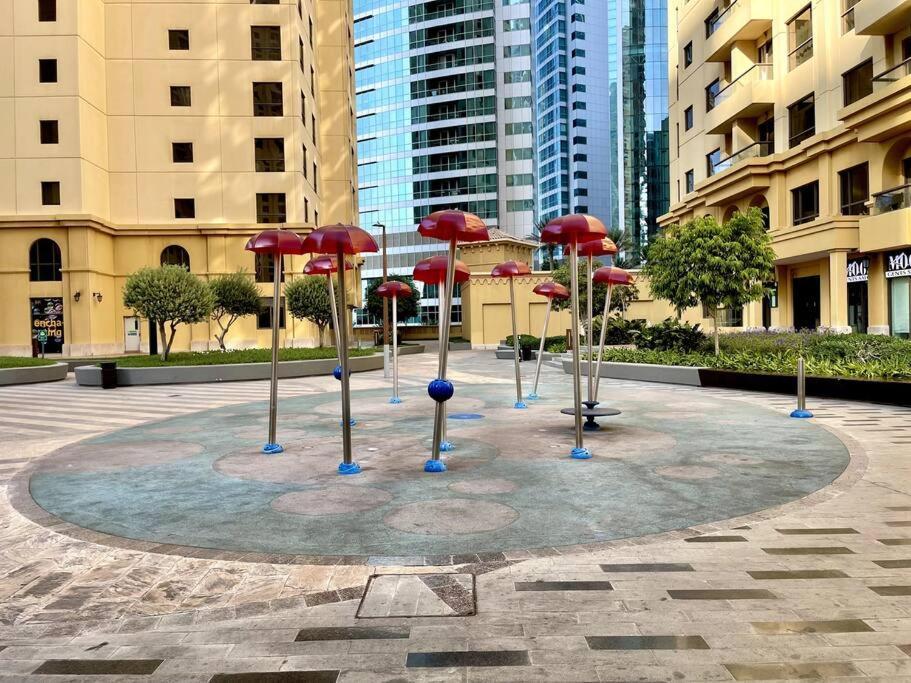 Leen Homes-Jbr -Spacious 4 Bedroom Apartment ดูไบ ภายนอก รูปภาพ