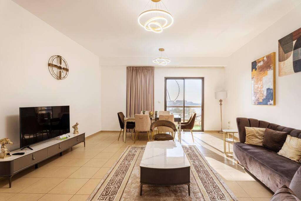 Leen Homes-Jbr -Spacious 4 Bedroom Apartment ดูไบ ภายนอก รูปภาพ