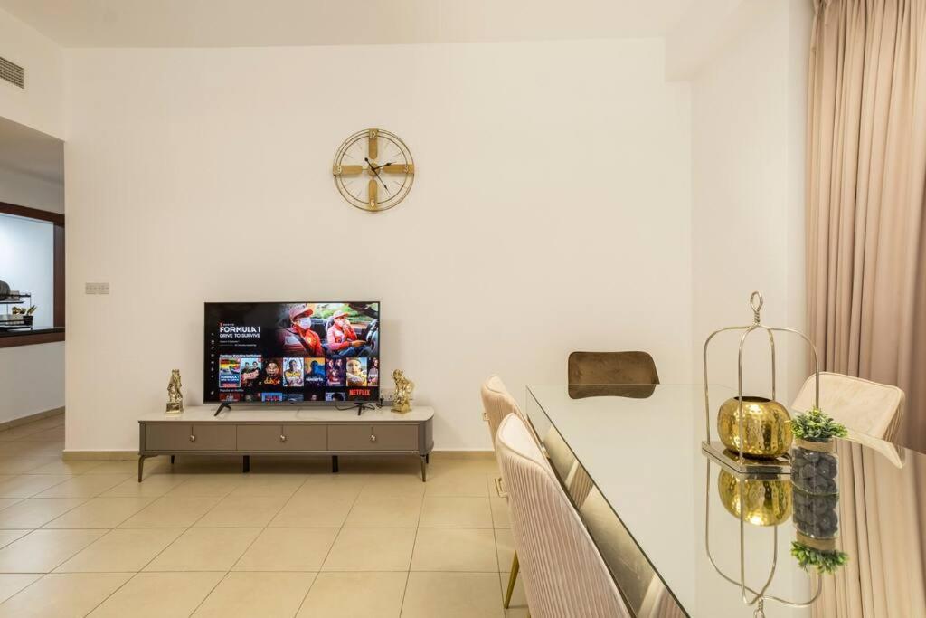 Leen Homes-Jbr -Spacious 4 Bedroom Apartment ดูไบ ภายนอก รูปภาพ