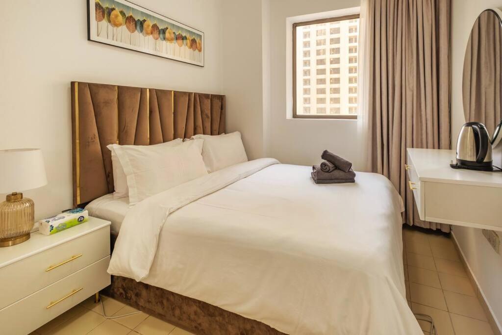 Leen Homes-Jbr -Spacious 4 Bedroom Apartment ดูไบ ภายนอก รูปภาพ
