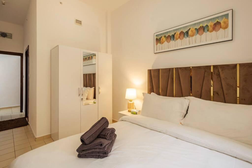 Leen Homes-Jbr -Spacious 4 Bedroom Apartment ดูไบ ภายนอก รูปภาพ