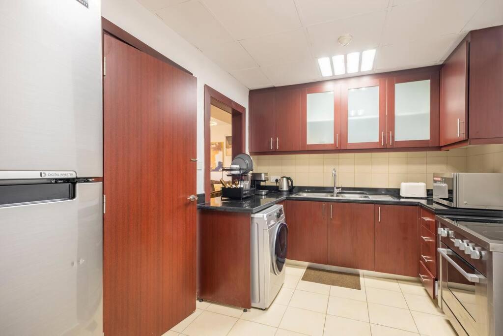 Leen Homes-Jbr -Spacious 4 Bedroom Apartment ดูไบ ภายนอก รูปภาพ
